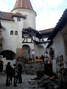Brasov Castello di Dracula Romania nel Weekend di Halloween